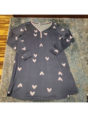 Sonoma Grey and Pink Heart Nightgown Size M